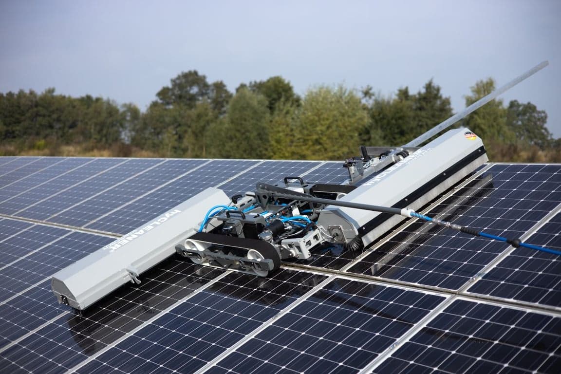 Solar Panel Cleaning Robots