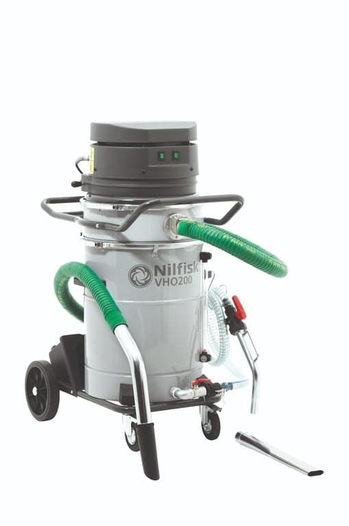 Nilfisk VHO200CB Oil & Swarf Vacuum Kit 240v